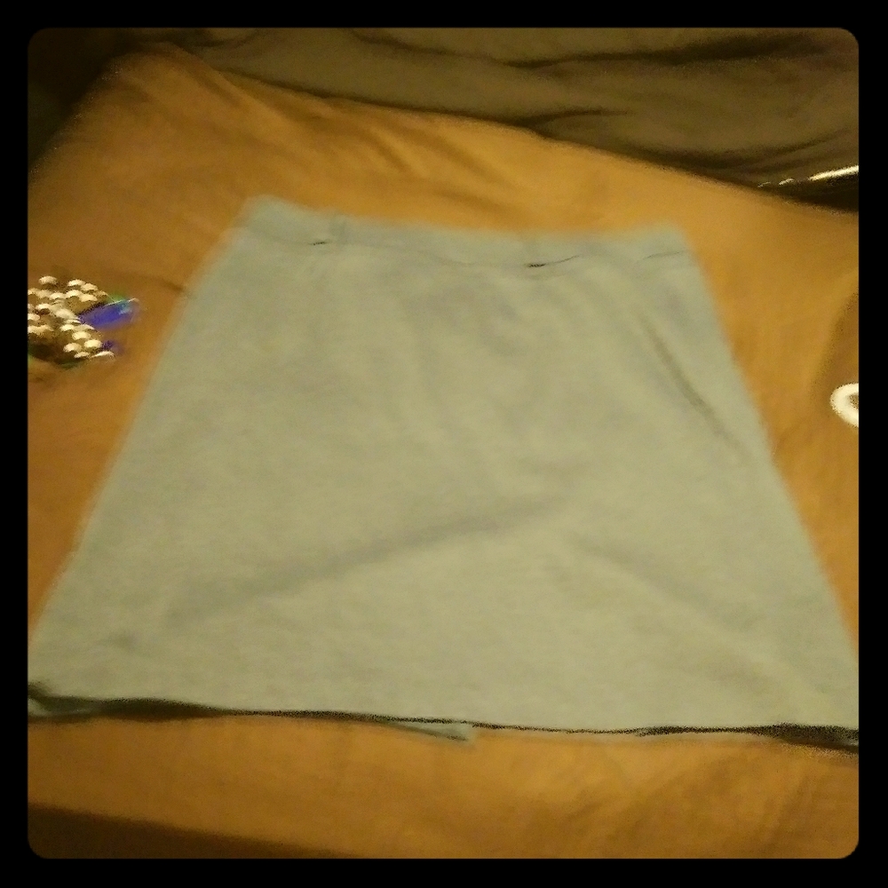 Grey skirt